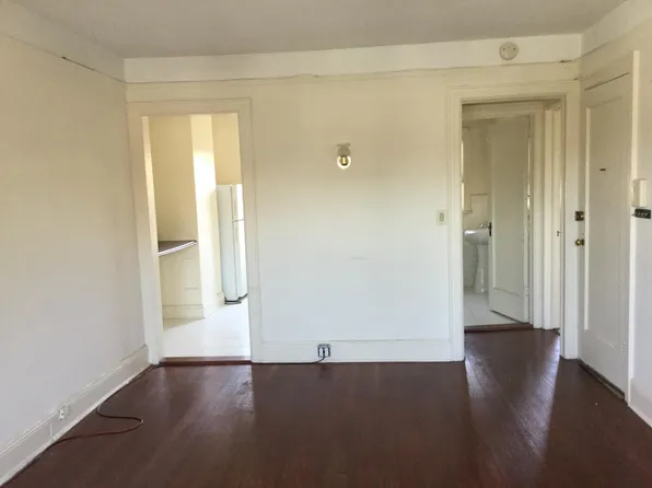 20914 41st Ave #2, Bayside, NY 11361