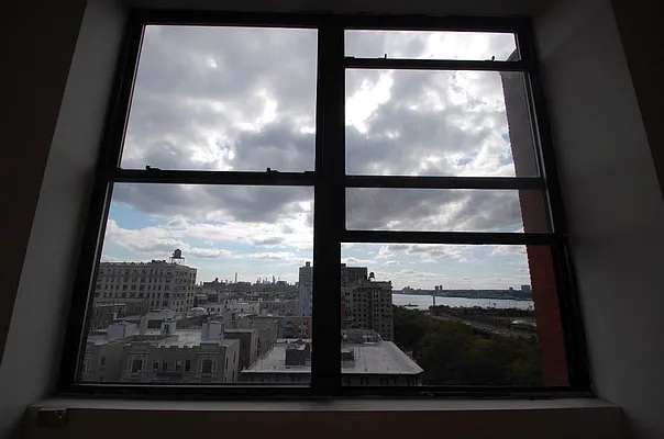 Rented by Compass | media 27