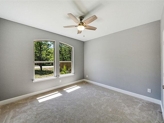 5th image of 11315 Lyric Ln