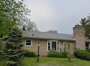 1410 S Longwood Dr, Bloomington, IN