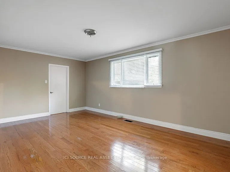1371 Kilborn Ave — Photo 20