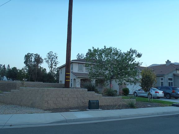 2nd image of 23065 Imperial Dr