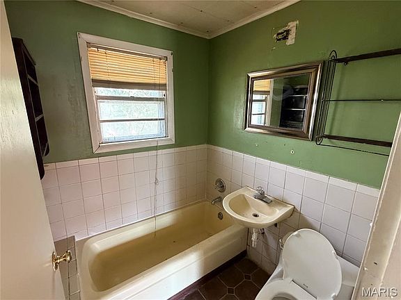 5th image of 510 Marsh Ave