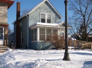 904 Charlotte St, Saint Paul, MN 55104