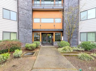 11300 1st Ave NE APT 121, Seattle, WA 98125