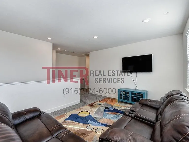 4016 Setucket St — Photo 22