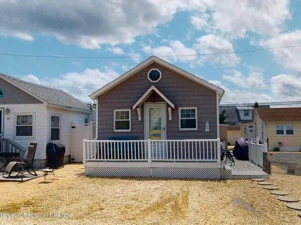 23 Millers Lane, South Seaside Park, NJ 08752