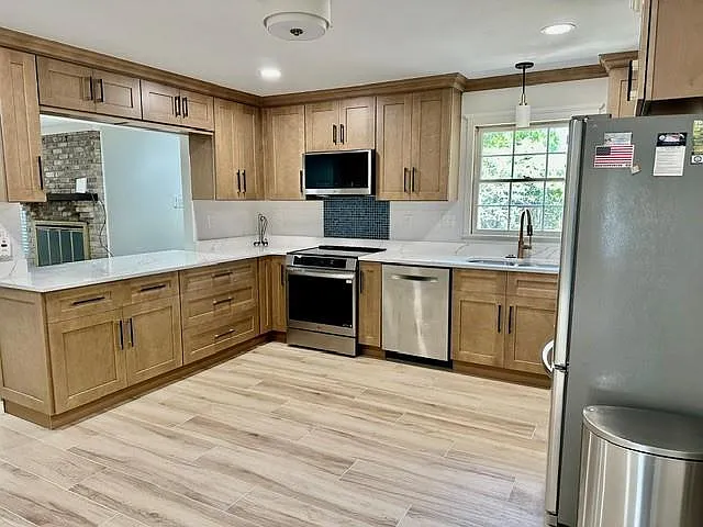 503 Highland Woods Dr W — Photo 5