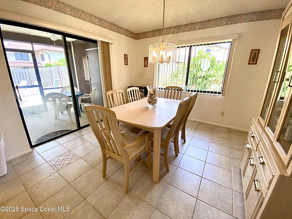 5th image of 3230 Beach View Way