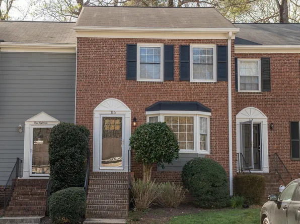116 Barbary Ct, Cary, NC 27511