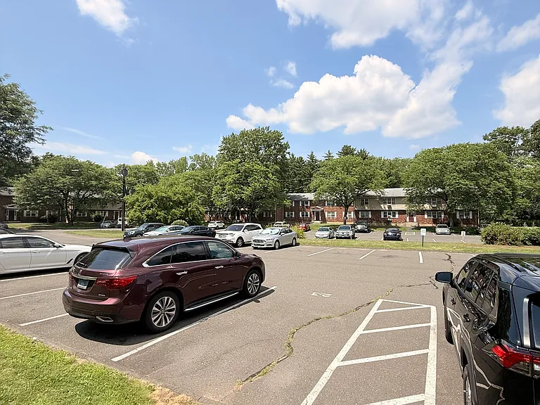 1081 Blue Hills Ave #B — Photo 2