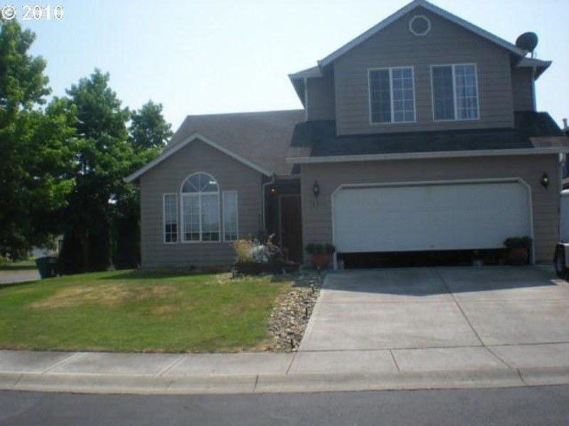 1st image of 18613 SE 13th Cir