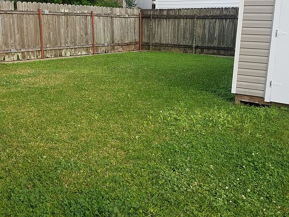 2nd image of 704 Highland Dr