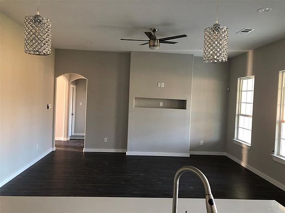3rd image of 540 Pleasant Vista Dr