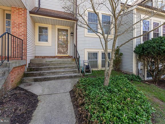 2nd image of 7229 Harbor Ln Unit 2-4