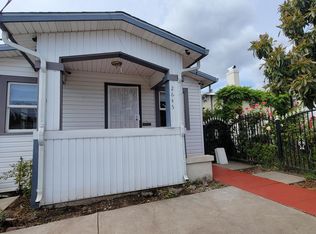 2645 Bartlett St, Oakland, CA 94602