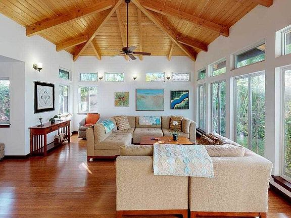 3rd image of 2 Waikalani Hema Pl