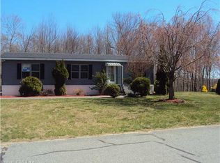 35 Colchester Cmns, Colchester, CT 06415