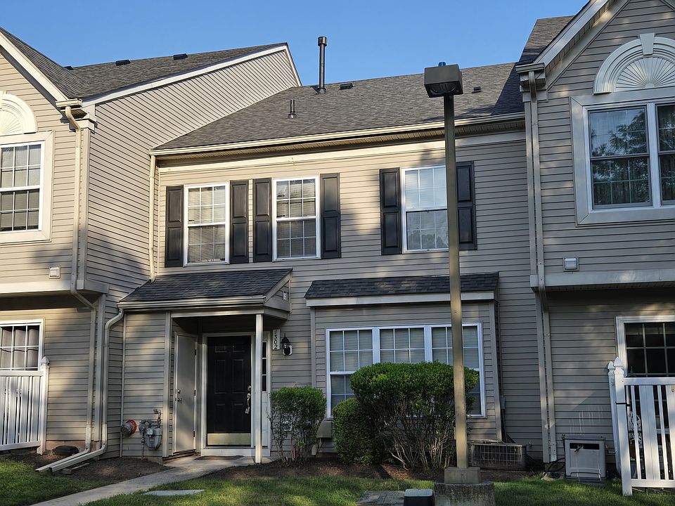 1st image of 1302 Black Walnut Dr