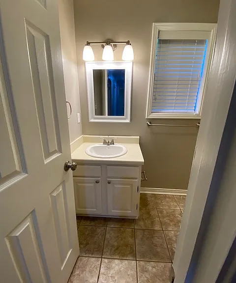 90 Friar Tuck Cir — Photo 18