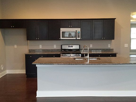 2nd image of 4077 Stonegate Ln