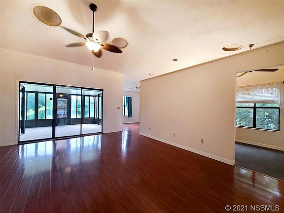 5th image of 812 Soft Pine Ct
