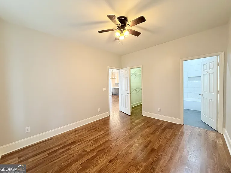 356 Georgia Ave SE — Photo 18