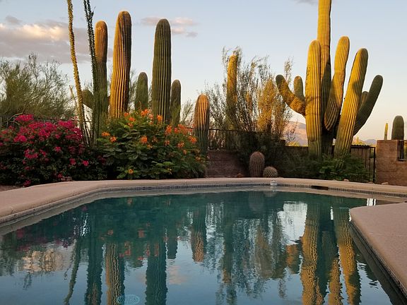 3rd image of 6090 W Broom Tail Cir