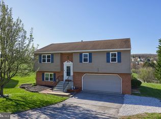 445 Appaloosa Way, Red Lion, PA 17356