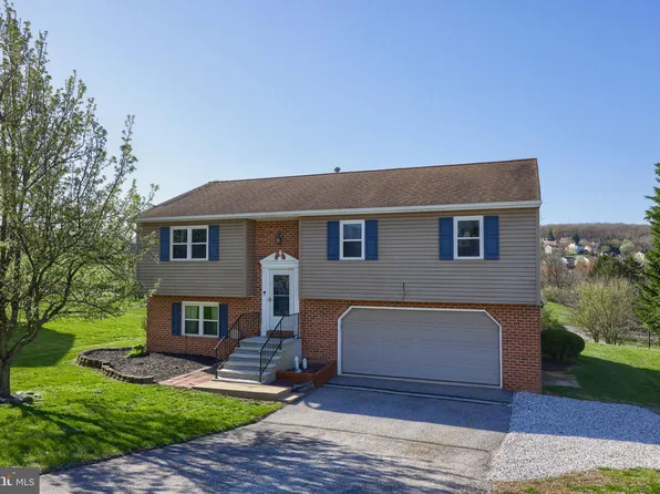 445 Appaloosa Way, Red Lion, PA 17356
