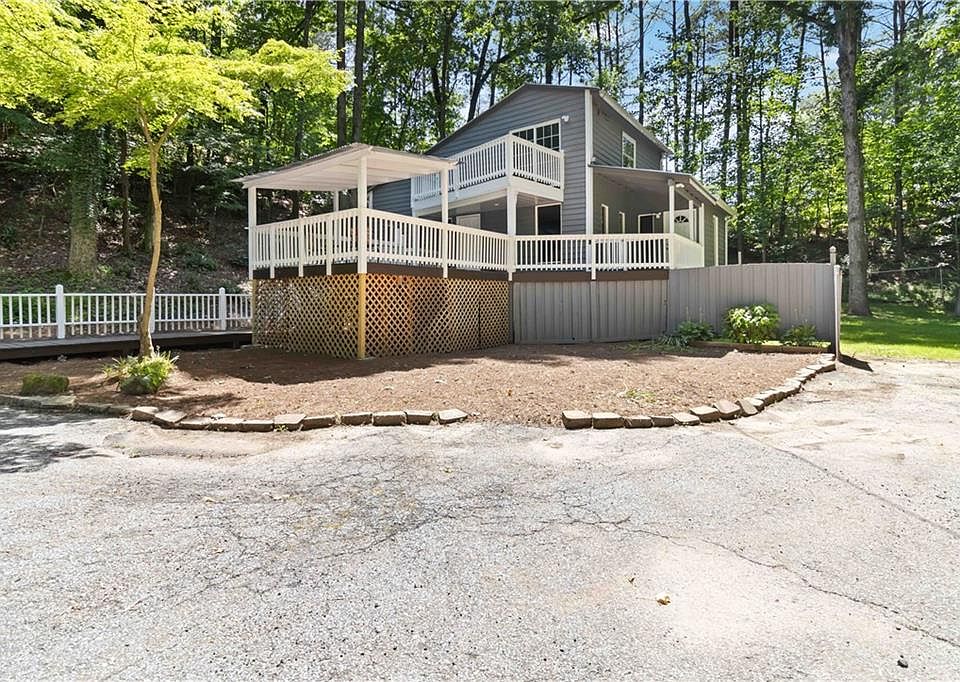1st image of 1370 Eaglecreek Trl