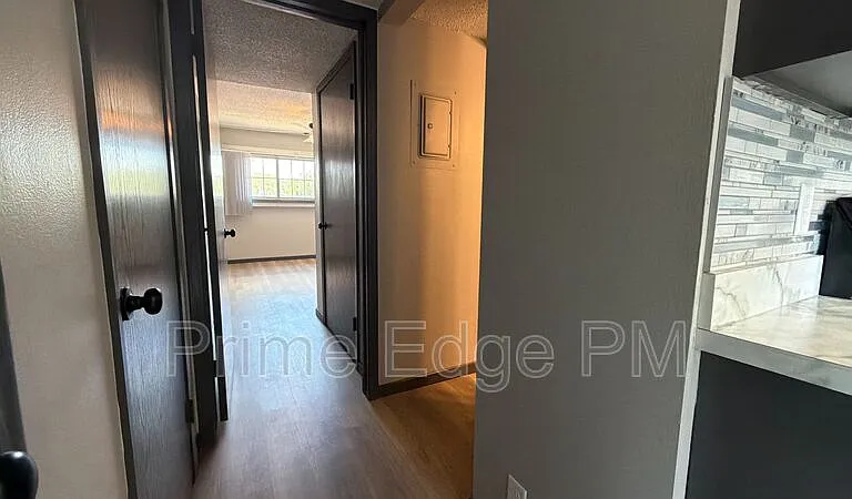 1121 N 28th St #14 — Photo 16
