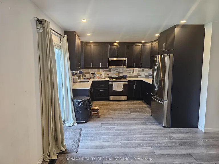 283 Delancey Blvd — Photo 6