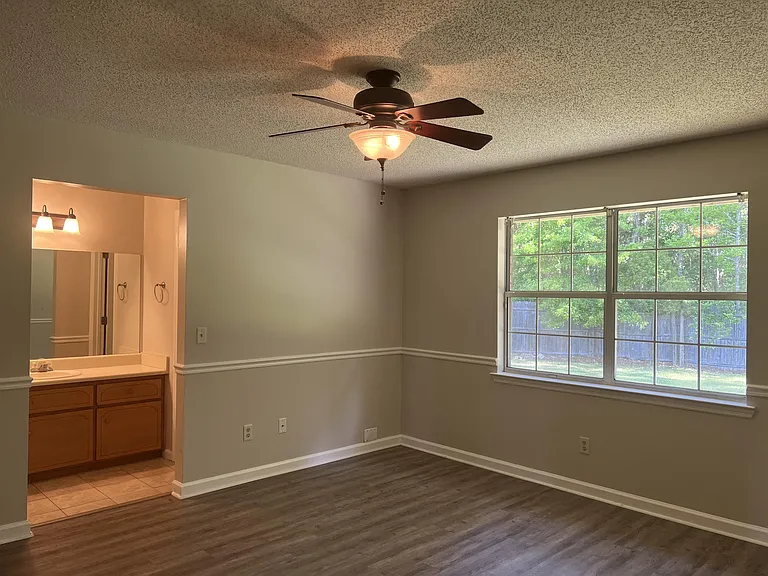 753 Melissa Dr — Photo 4