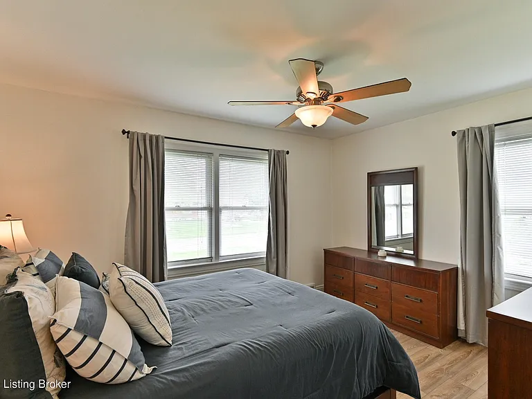 2810 Alice Ave — Photo 9