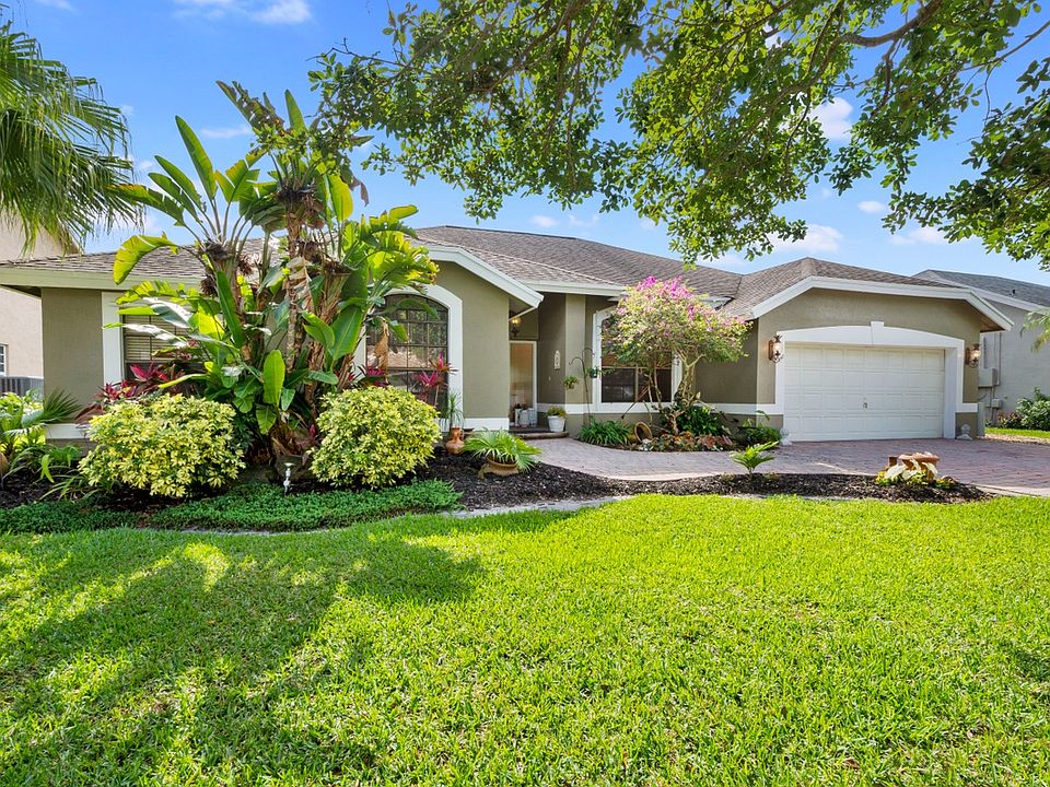 1st image of 5842 SW 88th Ter
