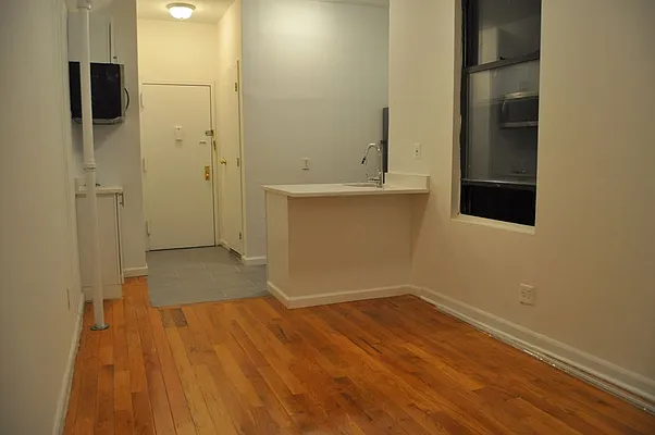 Rented by Sky Management | media 16