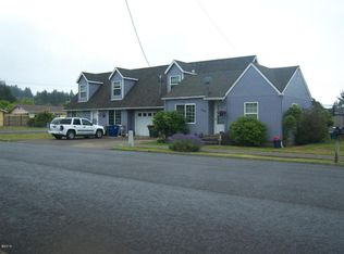 624/628 NE 8th St, Newport, OR 97365