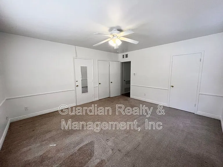 535 W Edgemont Ave — Photo 9