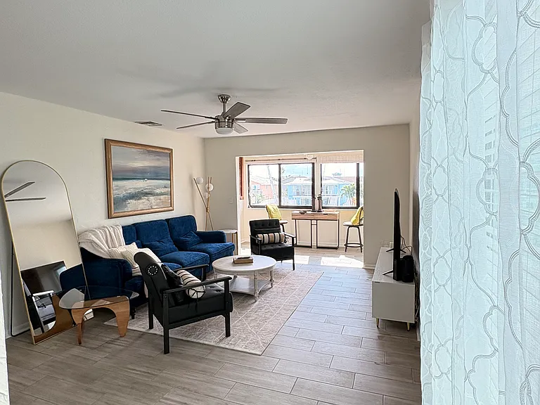1 Windrush Blvd #98 — Photo 48
