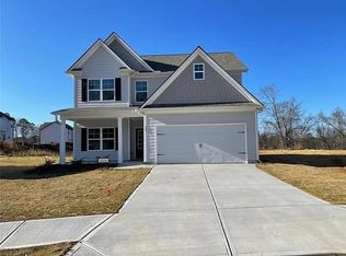 647 Skye Dr, Commerce, GA 30529