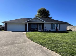337 Cedar Ct, Dale, IN 47523