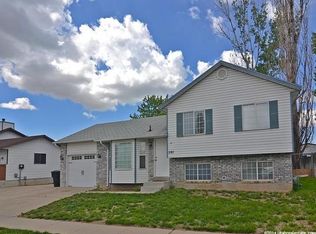 597 N 1360 W, Clinton, UT 84015