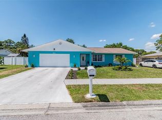 911 67th Avenue Dr W, Bradenton, FL 34207