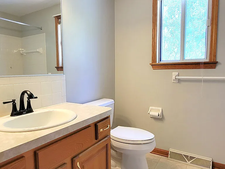 200 Losson Rd #B — Photo 15