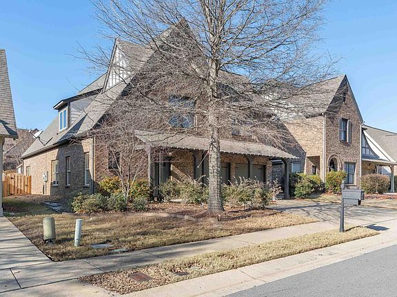3rd image of 2129 Chalybe Dr
