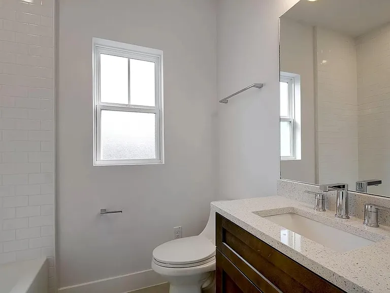 105 Elkhart St #3 — Photo 17