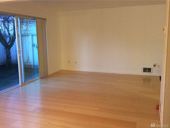 3rd image of 12254 SE 57th St #286