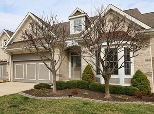 980 Chesterfield Villas Cir, Chesterfield, MO 63017