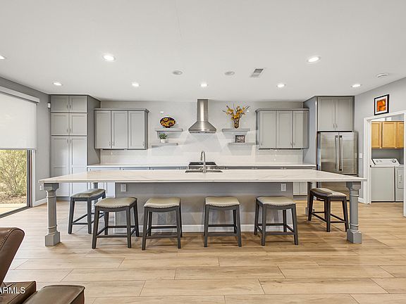 2nd image of 15134 W ROUNDERS Drive